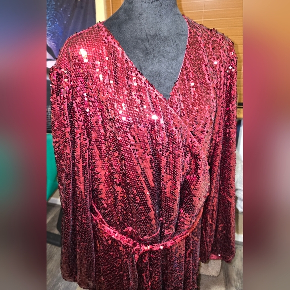 Sparkling Kate & Mallory 2x Red Sequin Dress - Picture 2 of 14